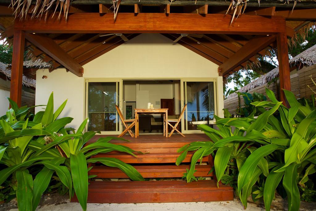 Vale Vale Beachfront Villas Порт-Віла Номер фото